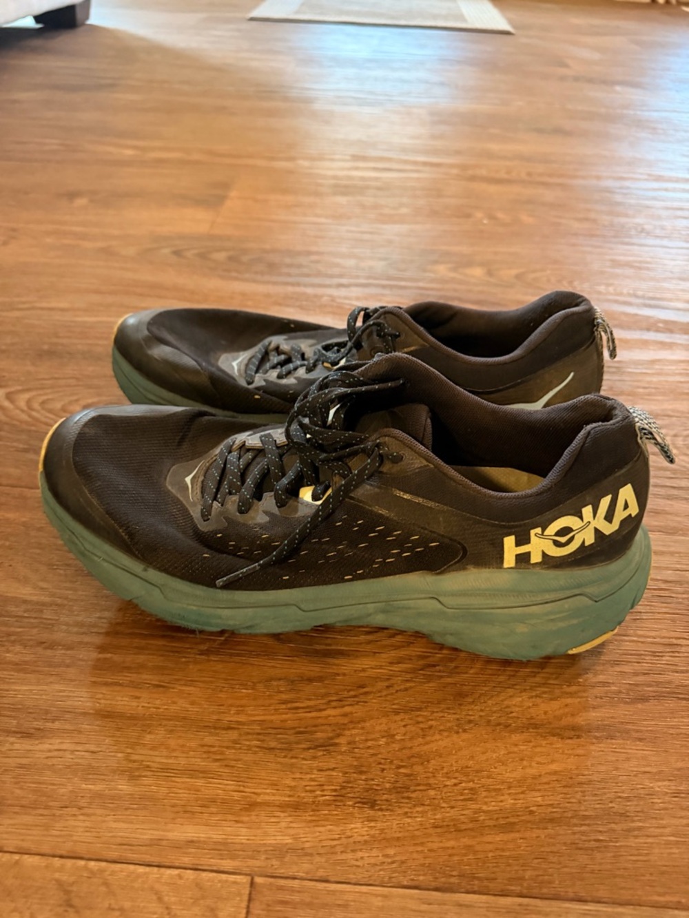 Hoka Challenger ATR 6 Shoes